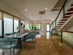 Lornie Road (D11), Terrace #484465841